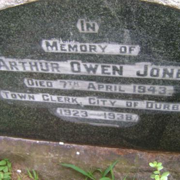 JONES Arthur Owen -1943