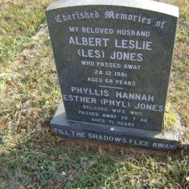 JONES Albert Leslie -1981 &amp; Phyllis Hannah Esther -1986