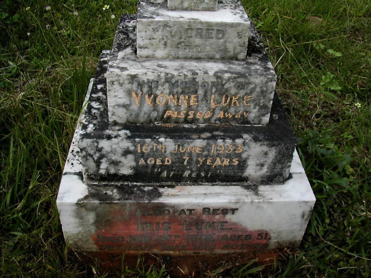 LUKE Iris :: LUKE Yvonne -1933