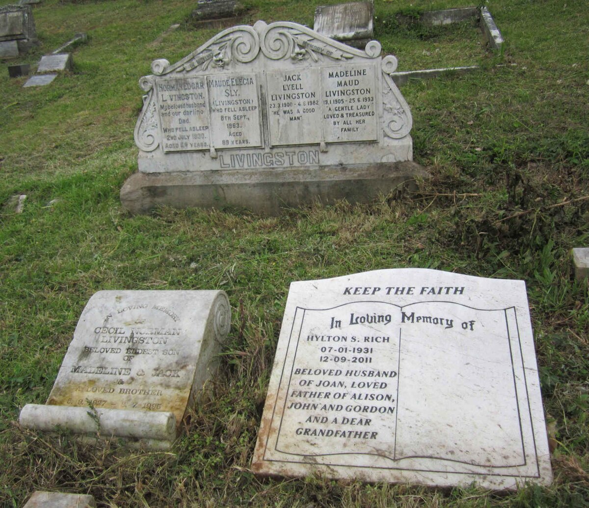 LIVINGSTON Norman Edgar -1930 :: SLY Maude Elecia nee LIVINGSTON -1963 :: LIVINGSTON Jack Lyell 1900-1982