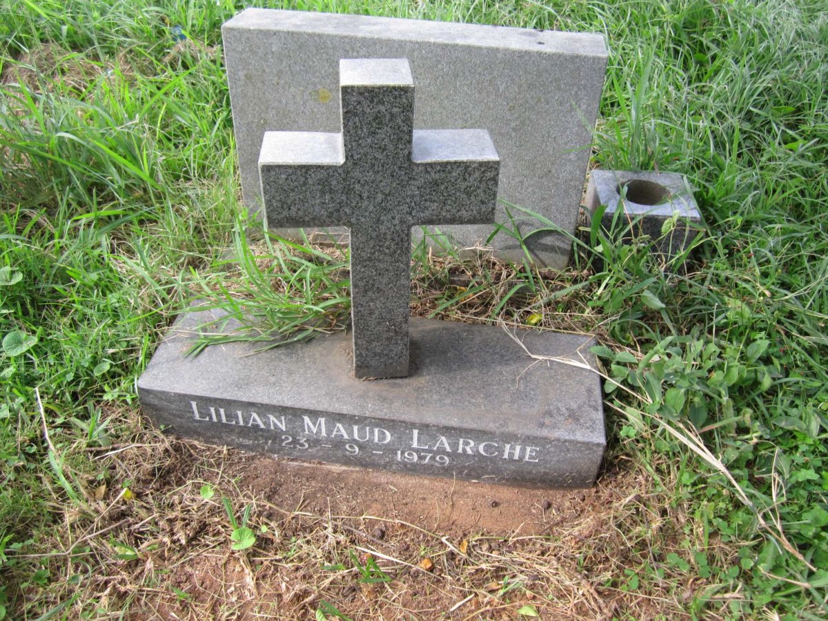 LARCHE Lilian Maud -1979