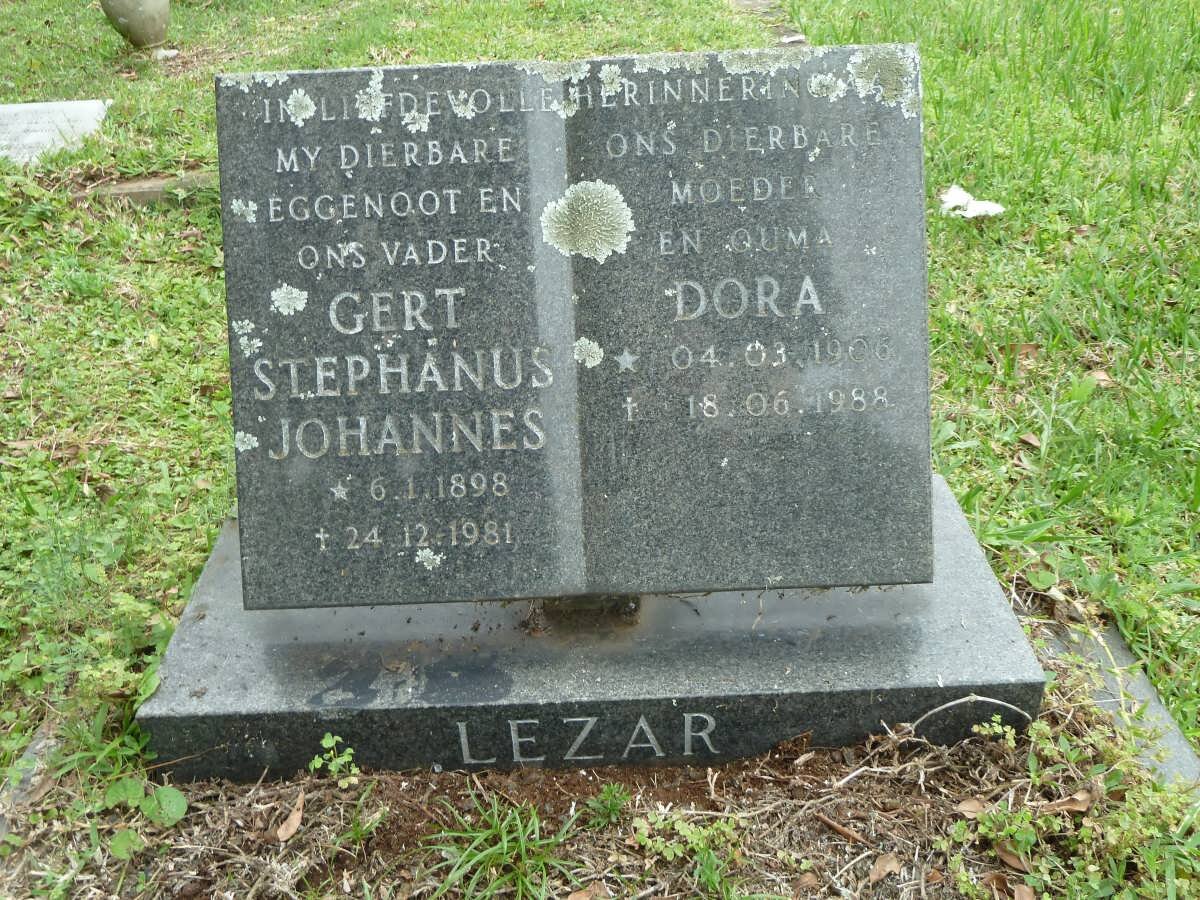 LEZAR Gert Stephanus Johannes 1898-1981 &amp; Dora 1906-1988