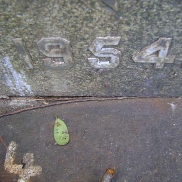 LOCKE Roderick -1946 &amp; Gertrude Catherine -1954