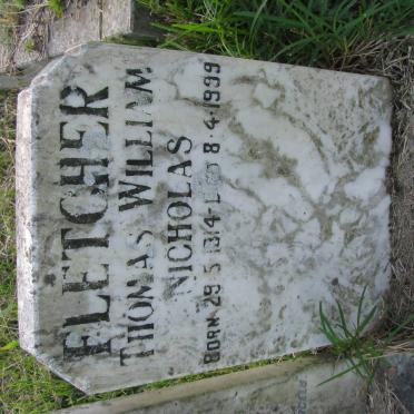 MOORE Jeanette Elizabeth 1958-1990 :: FLETCHER Diana Nicolette 1952-1954 :: FLETCHER Thomas William Nicholas 1914-1999 