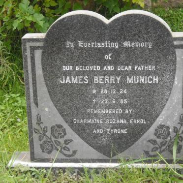 MUNICH James Berry 1924-1985