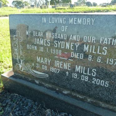 MILLS James Sydney 1908-1971 &amp; Mary Irene 1907-2005
