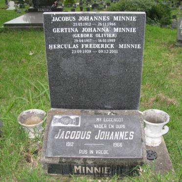 MINNIE :: OLIVIER 1917-1989