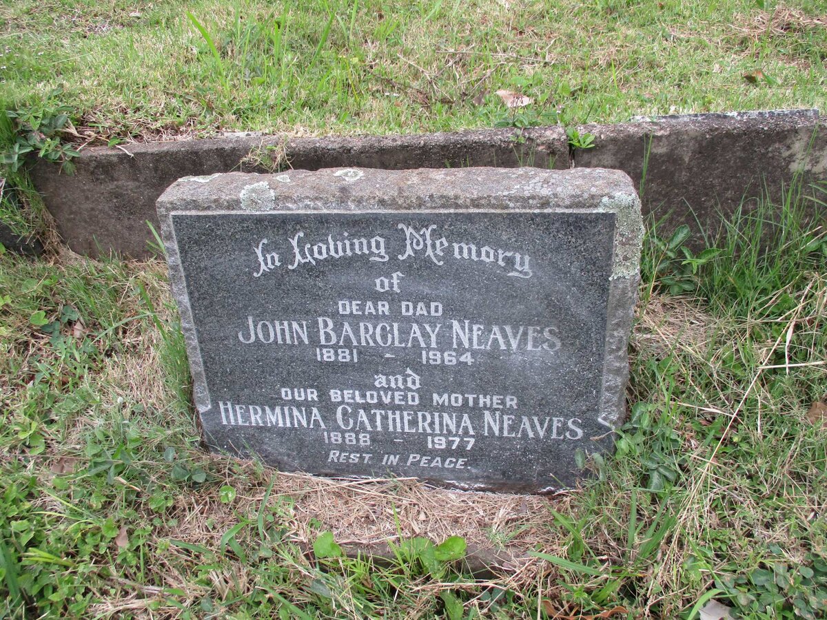 NEAVES John Barclay 1881-1964 &amp; Hermina Catherina 1888-1977