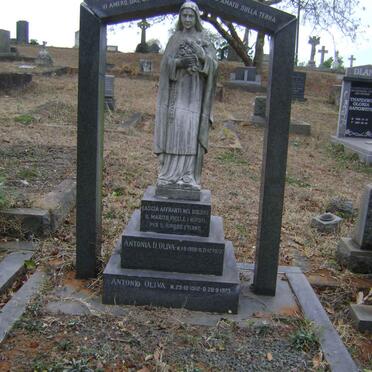 OLIVA Antonia D. 1908-1972 :: OLIVA Antonio 1912-1973