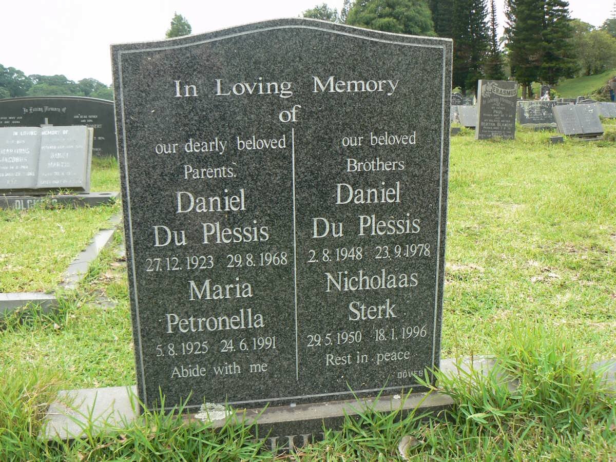 OOSTHUIZEN Daniel du Plessis 1923-1968 &amp; Maria Petronella 1925-1991