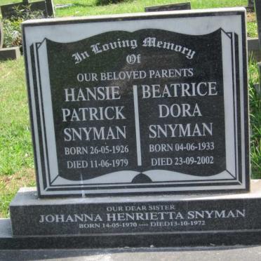 SNYMAN Hansie Patrick 1926-1979 &amp; Beatrice Dora 1933-2002 :: SNYMAN Johanna Henrietta 1970-1972