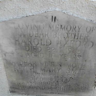 SMITH Ruth Mary 1928-1992 :: AXFORD Harold -1945