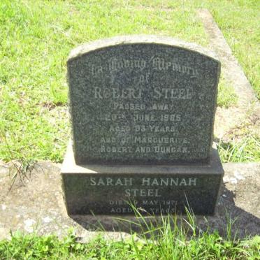 STEEL Robert -1965 &amp; Sarah Hannah -1971