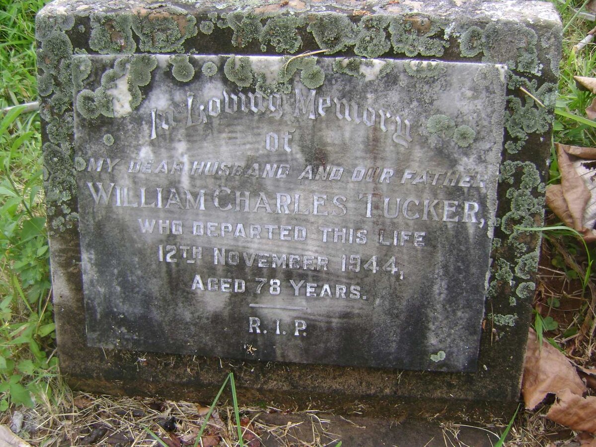 TUCKER William Charles -1944