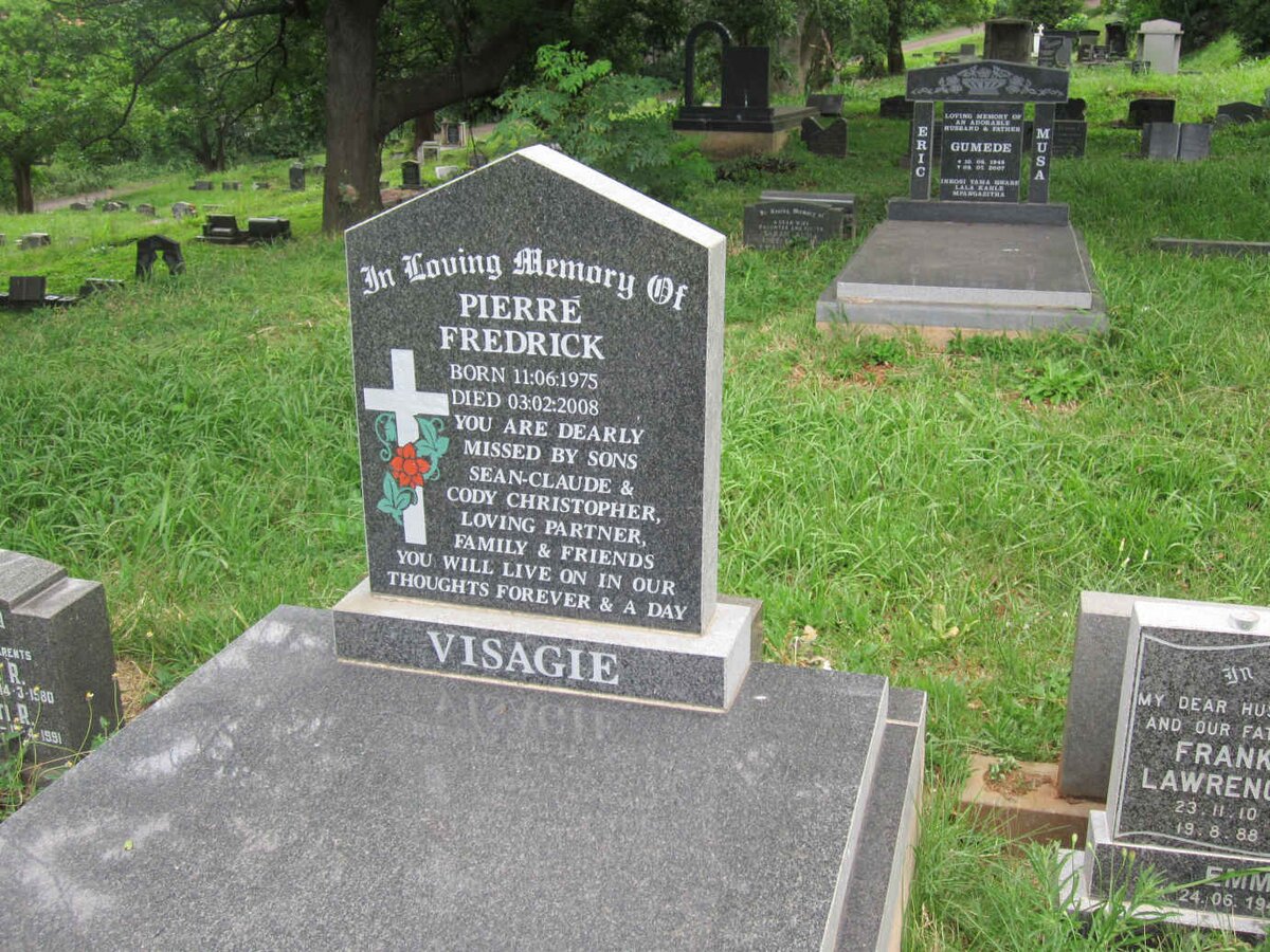 VISAGIE Pierre Fredrick 1975-2008