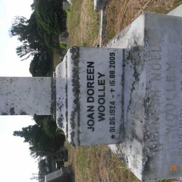 WOOLLEY Kenneth Noel 1921-1988 &amp; Joan Doreen 1924-2009