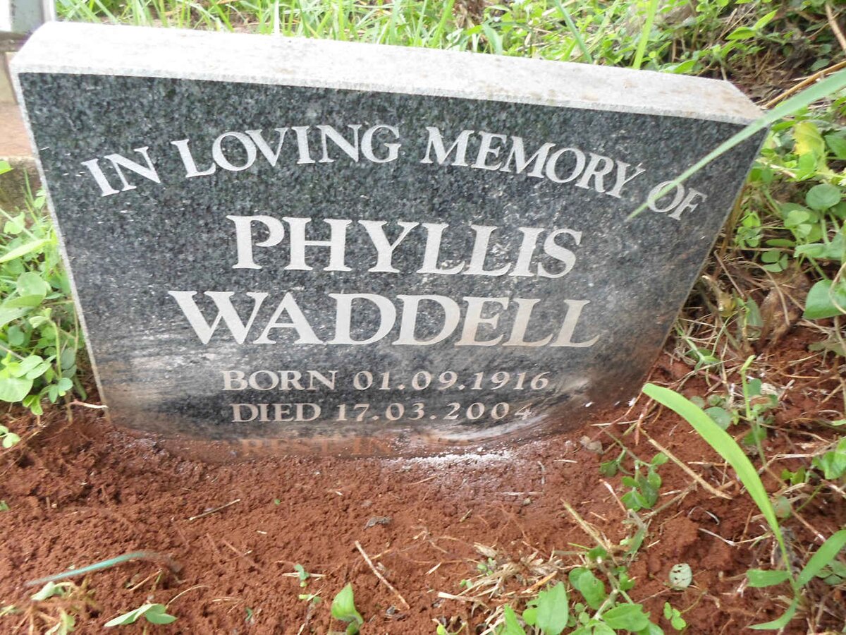WADDELL Phyllis 1916-2004
