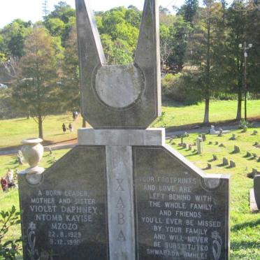 XABA Violet Daphney 1929-1990