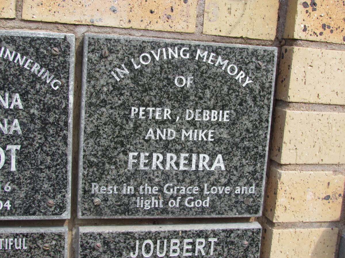 FERREIRA Peter :: FERREIRA Debbie :: FERREIRA Mike