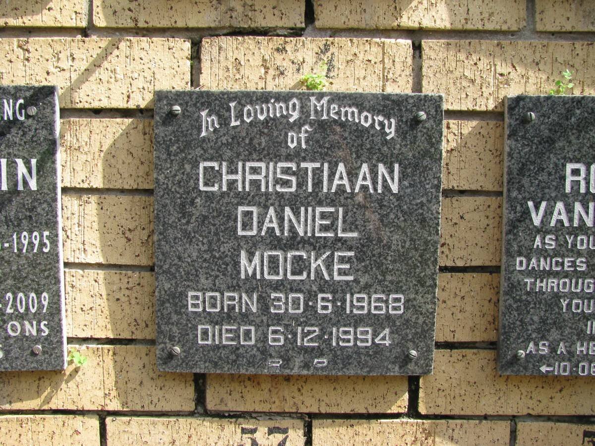 MOCKE Christiaan Daniel 1968-1994
