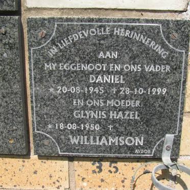 WILLIAMSON Daniel 1945-1999 &amp; Glynis Hazel 1950-