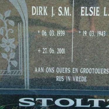 STOLTZ Dirk J.S.M. 1939-2001 &amp; Elsie L. 1943-