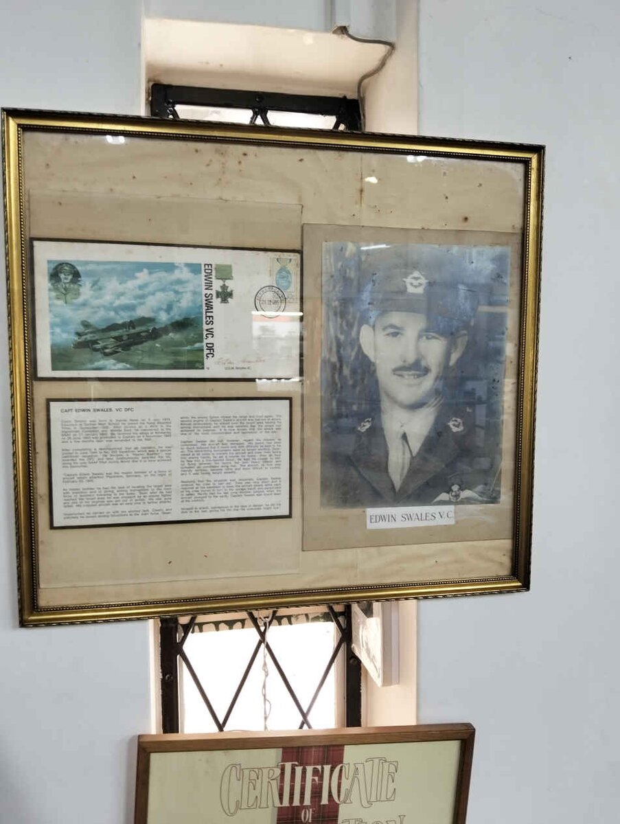 SWALES Edwin - VC, DFC