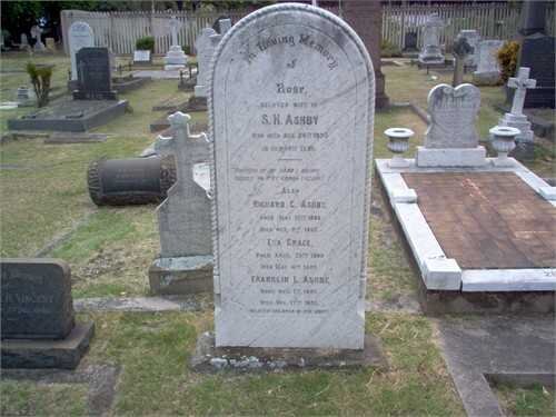 ASHBY S.H. :: ASHBY Franklin