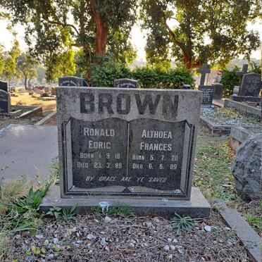 BROWN Ronald Edric 1918-1988 & Althoea Frances 1920-2009