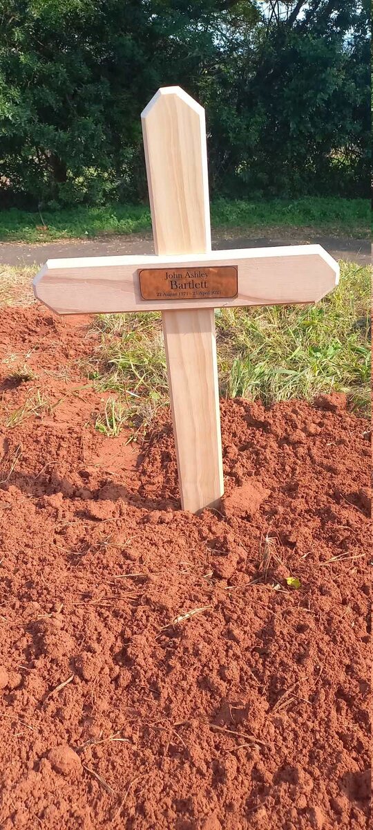 BARTLETT John Ashley 1971-202?