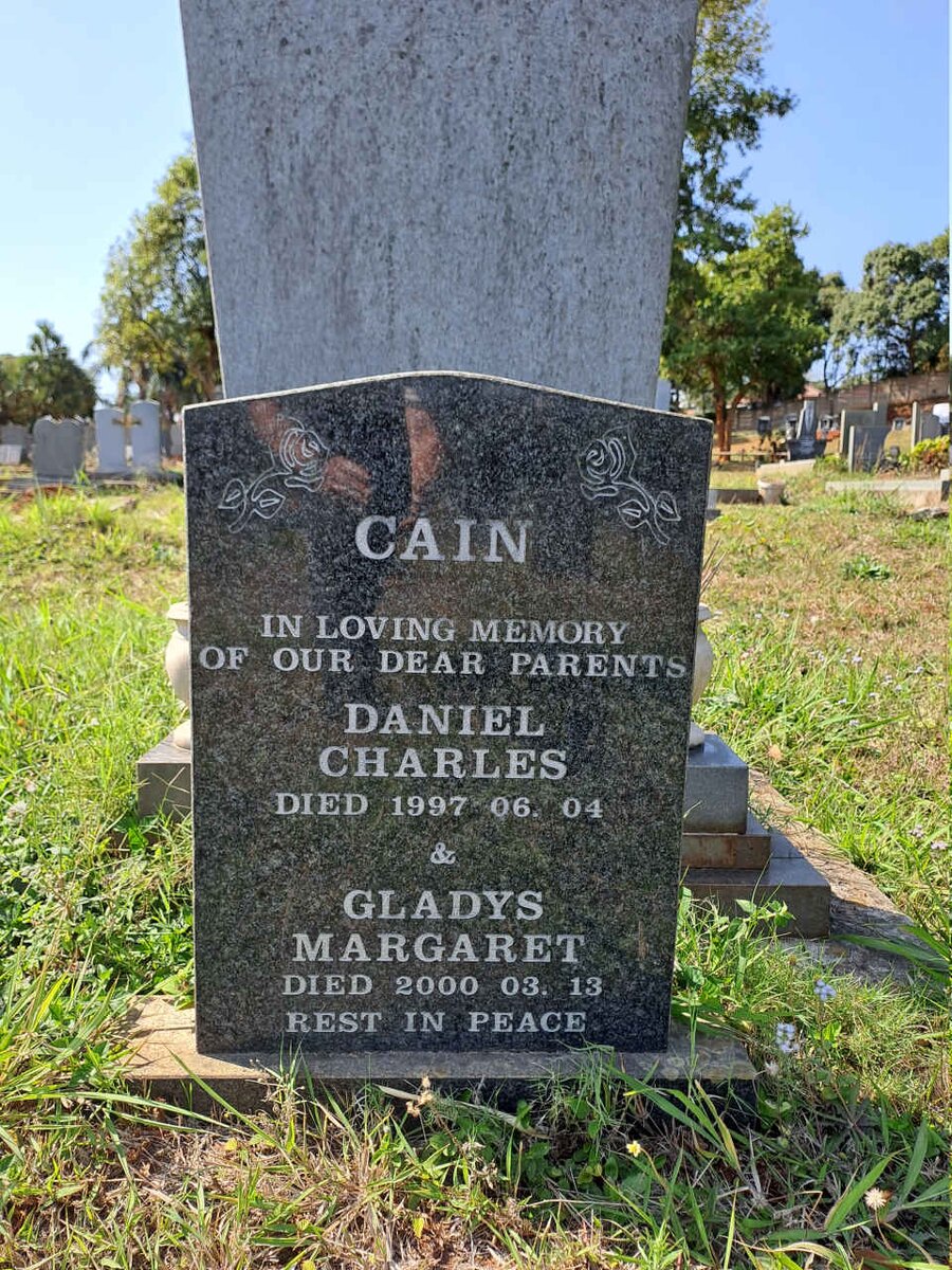CAIN Daniel Charles -1997 & Gladys Margaret -2000
