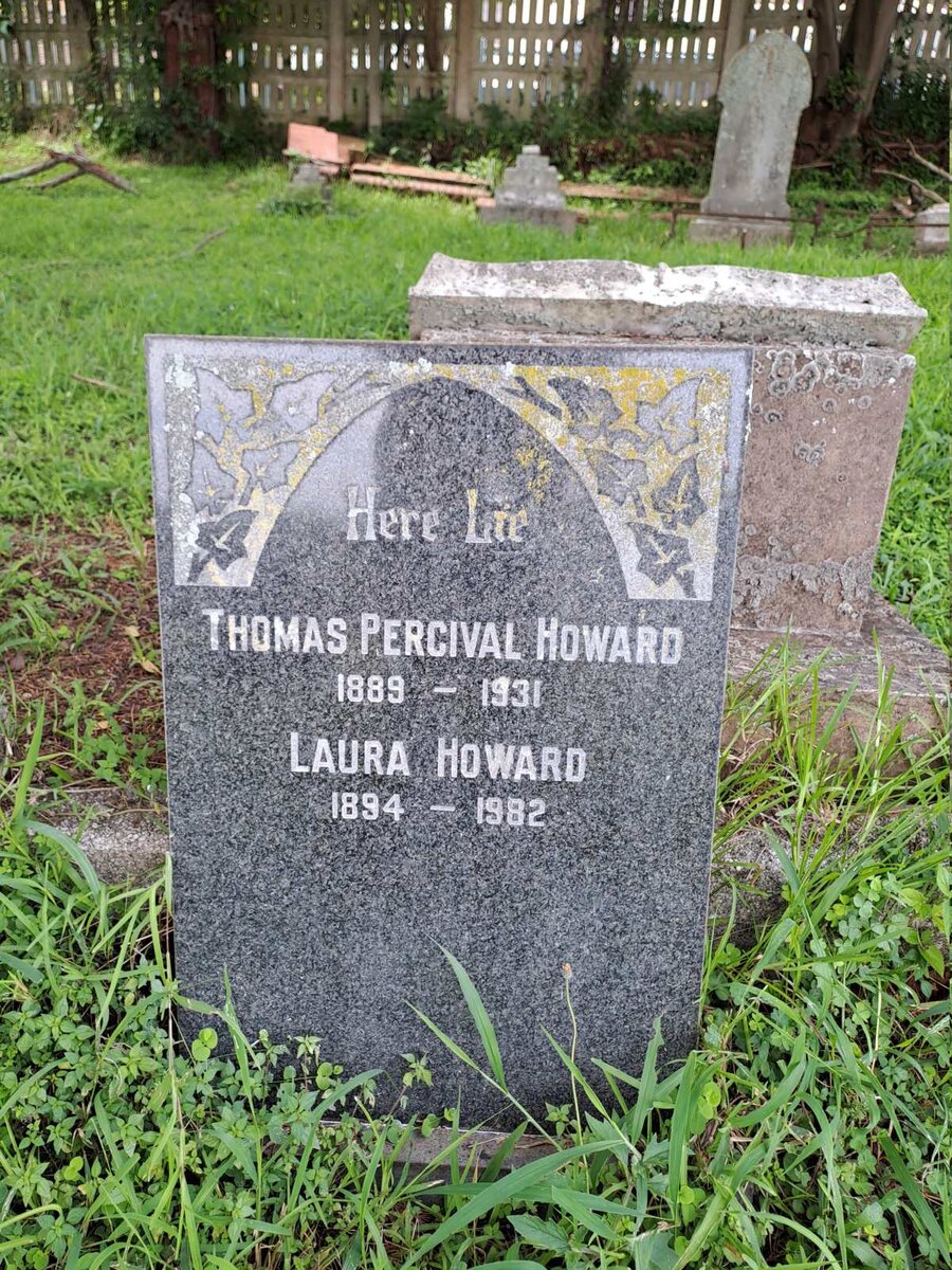 HOWARD Thomas Percival 1889-1931 & Laura 1894-1982