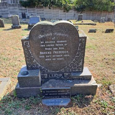 LUDIK Barend Frederick -1958 :: LUDIK Chrisitina Sophia -1950 :: LUDIK Constance Mona 1929-1976