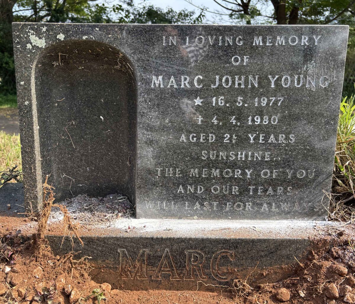 MARC :: HERISSON :: LE GRANGE_2