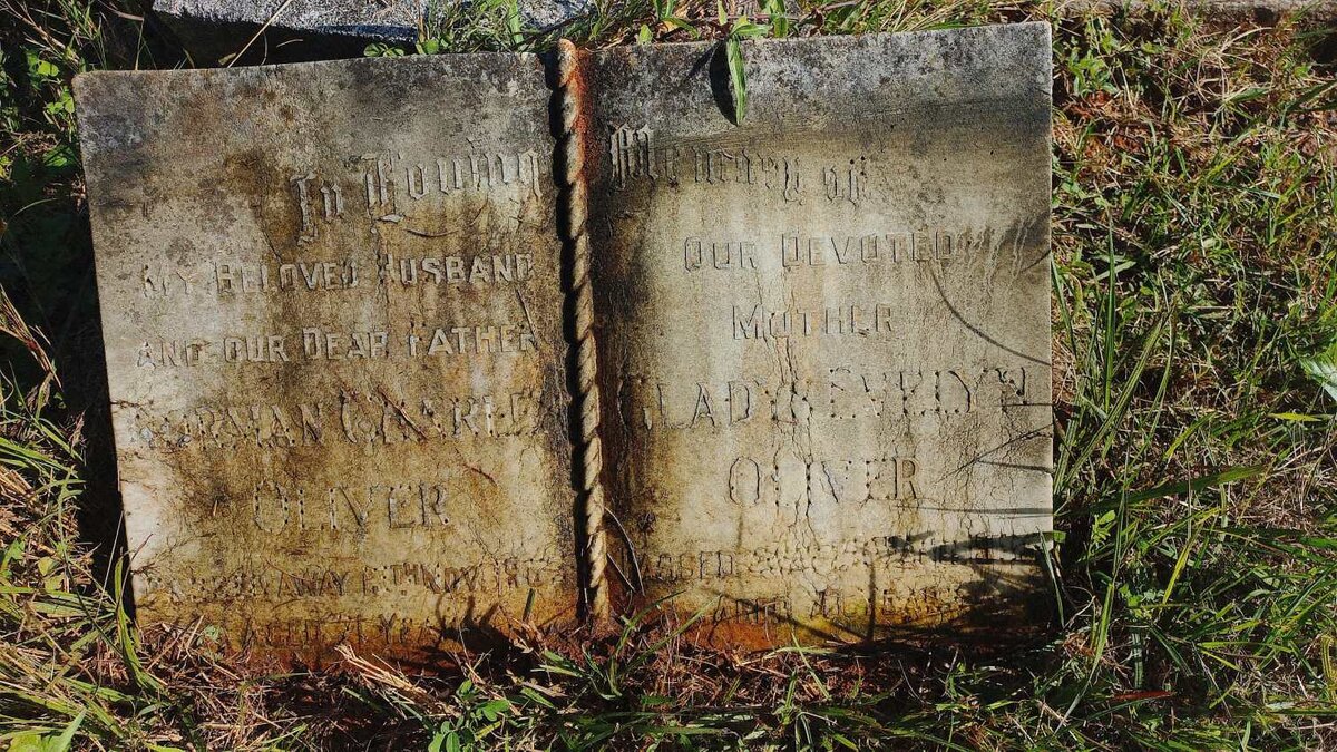 OLIVER Norman Charles -1963 & Gladys Evelyn -1985