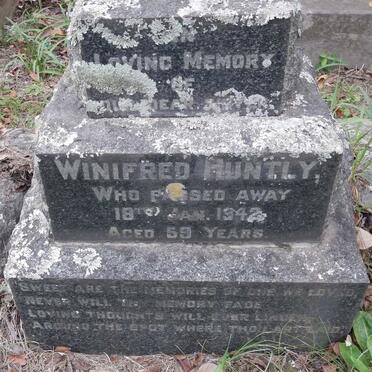 HUNTLY Winifred -1942