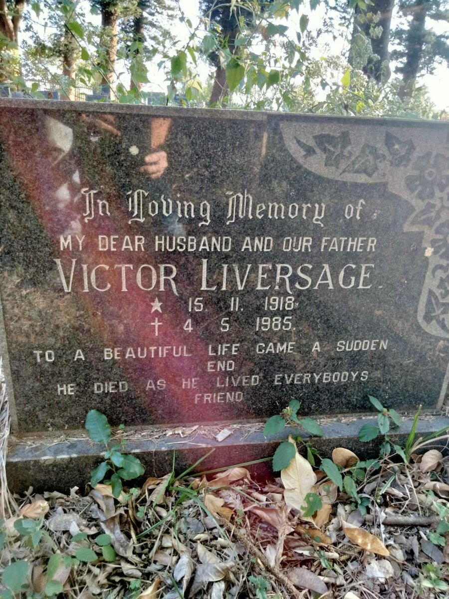 LIVERSAGE Victor 1918-1985