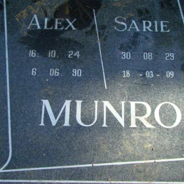 MUNRO Alex 1924-1990 &amp; Sarie 1929-2009