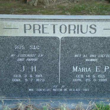 PRETORIUS J.H. 1913-1975 &amp; Maria E.P. 1921-1999
