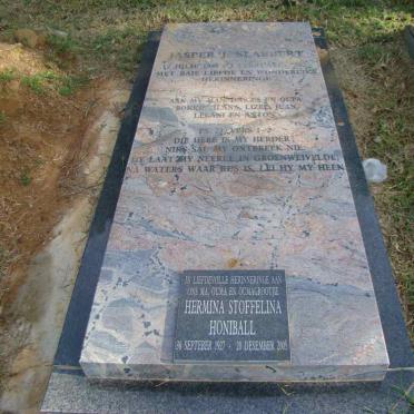 SLABBERT Jasper J. 1940-2002 :: HONIBALL Hermina Stoffelina 1927-2005