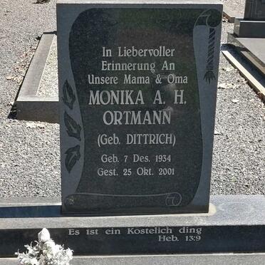 ORTMANN Monika A.H. nee DITTRICH 1934-2001