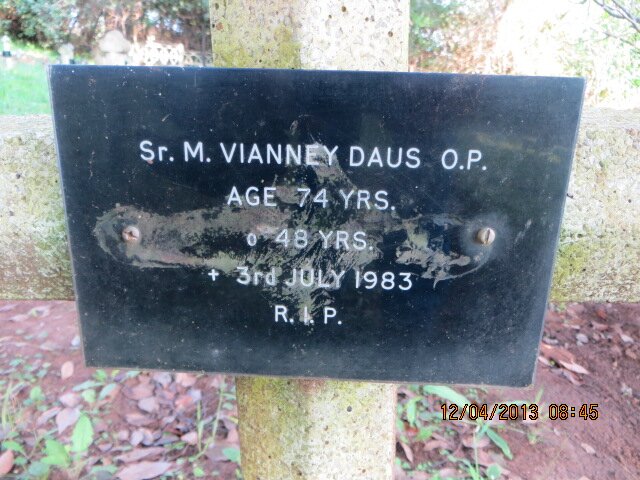 DAUS Vianney -1983