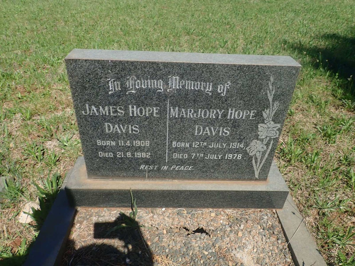 DAVIS James Hope 1908-1982 &amp; Marjory Hope 1914-1978