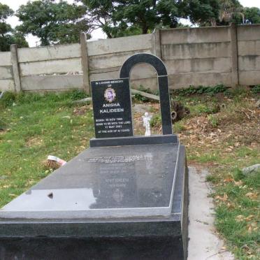 KALIDEEN Anisha 1960-2001