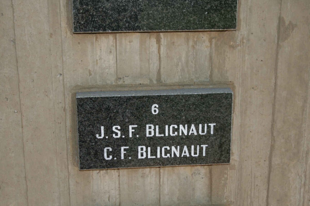 BLIGNAUT J.S.F. :: BLIGNAUT C.F.