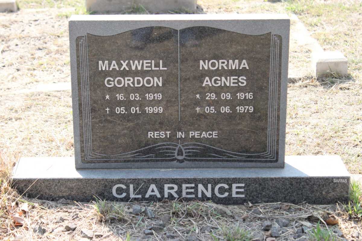 CLARENCE Maxwell Gordon 1919-1999 &amp; Norma Agnes 1916-1979