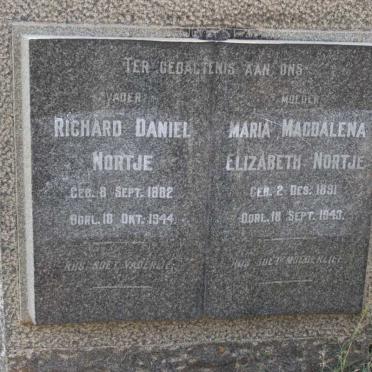 NORTJE Richard Daniel 1882-1944 &amp; Maria Magdalena Elizabeth 1891-1943