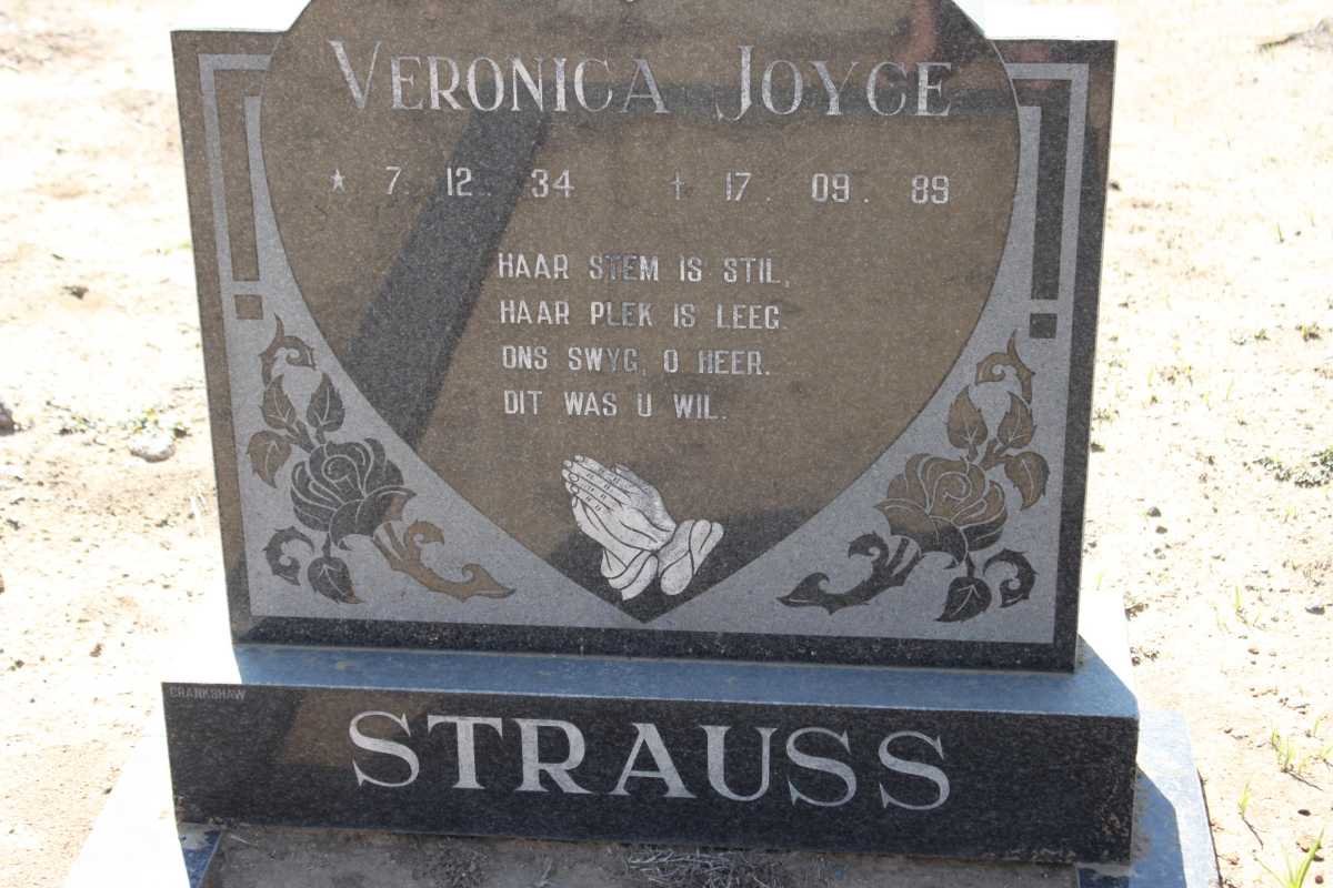 STRAUSS Veronica Joyce 1934-1989