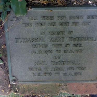 MCCONNELL Noel 1906-1974 &amp; Elizabeth Mary 1906-1972