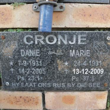 CRONJE Danie 1931-2005 &amp; Marie 1931-2009
